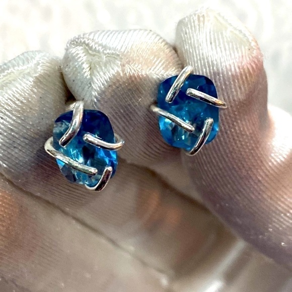 Handmade Blue Topaz Rectangular Cushion Gemstone Sterling Silver Earrings 8Ct - Picture 3 of 15